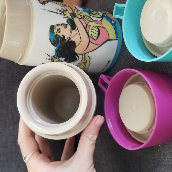 Vintage Aladdin Thermos (1977) Wonder Woman and Donny and Marie - Picture 8 of 8